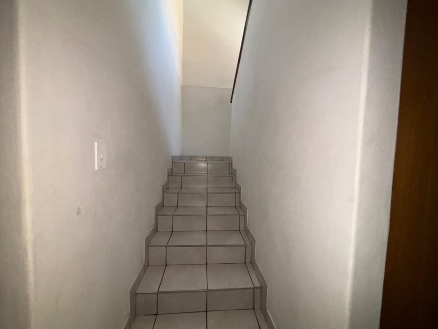 5 Bedroom Property for Sale in Willows Free State